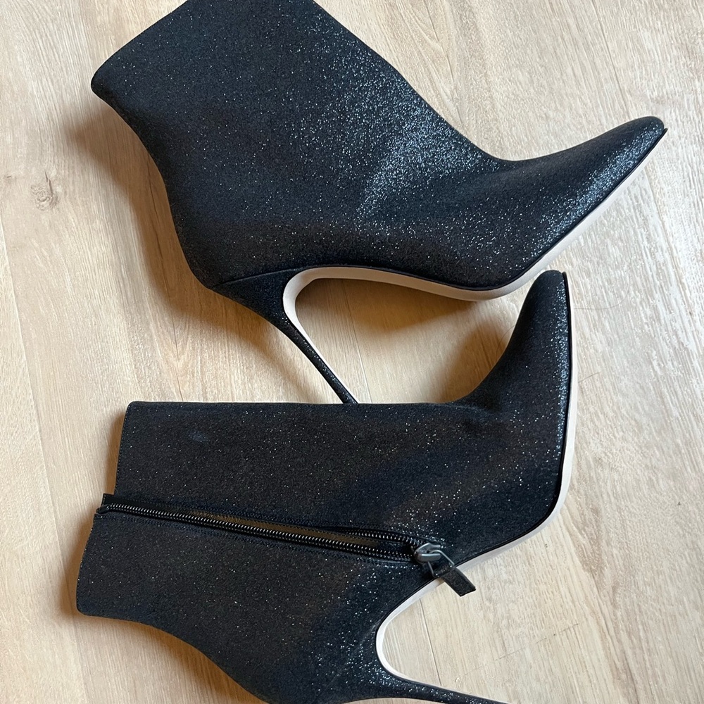 Manolo Blahnik Black Heeled Boots with Stiletto Heel